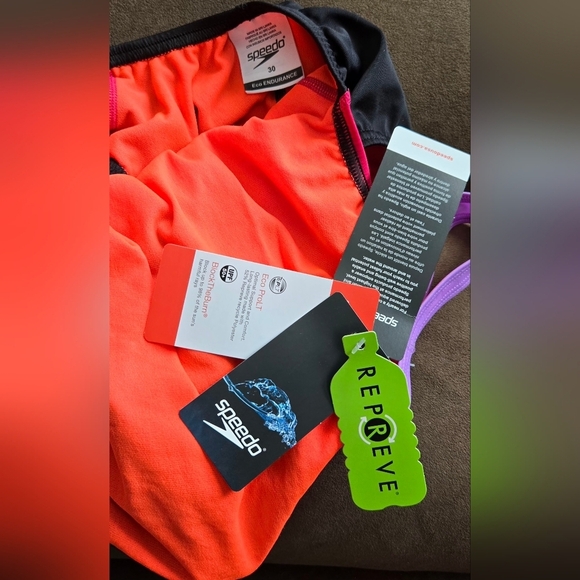 Speedo Women's Swimsuit One Piece #746 - Picture 2 of 10